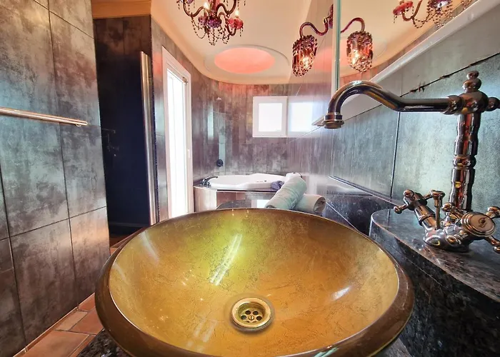 Habibi Luxury 5b