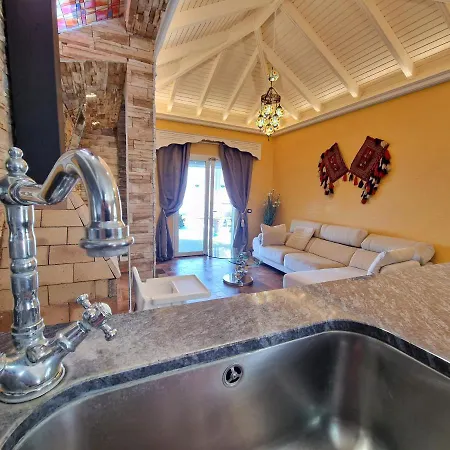 Βίλα Habibi Luxury 5b *