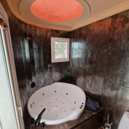 Habibi Luxury 5b Вилла Чайофа